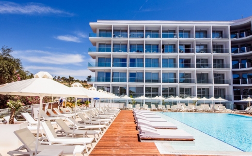Eleana Hotel
