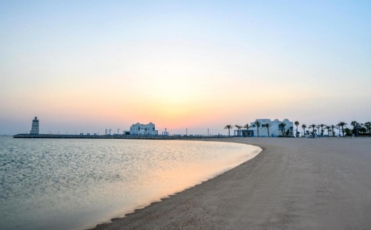 Hilton Salwa Beach Resort & Villas