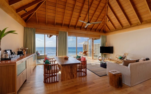 Emerald Faarufushi Resort & Spa