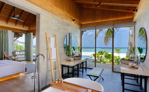 Emerald Faarufushi Resort & Spa