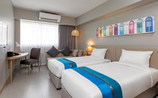 Oakwood Hotel Journeyhub Phuket