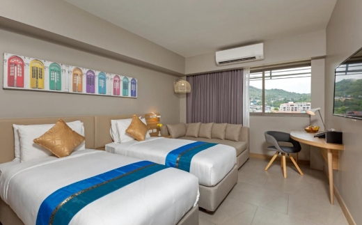 Oakwood Hotel Journeyhub Phuket
