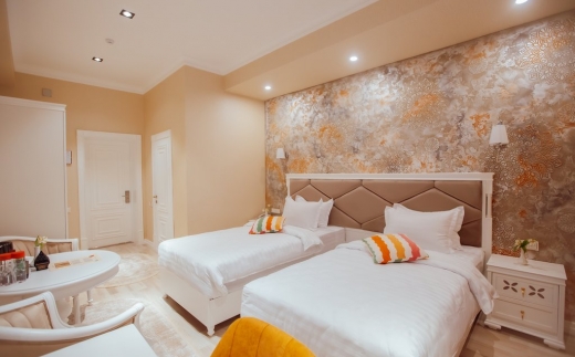 Silk Road Empire Hotel