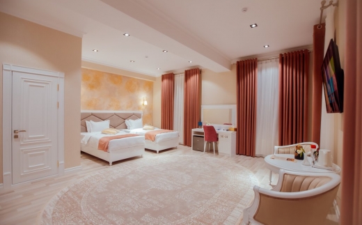 Silk Road Empire Hotel
