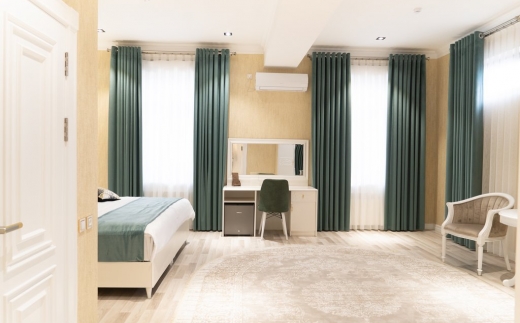 Silk Road Empire Hotel