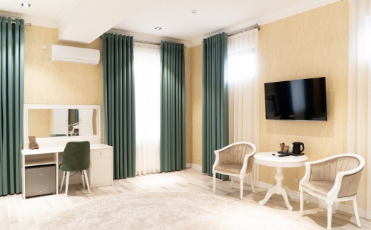 Silk Road Empire Hotel