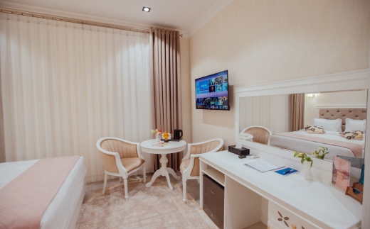 Silk Road Empire Hotel