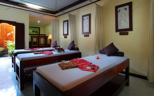 Adi Dharma Hotel Legian