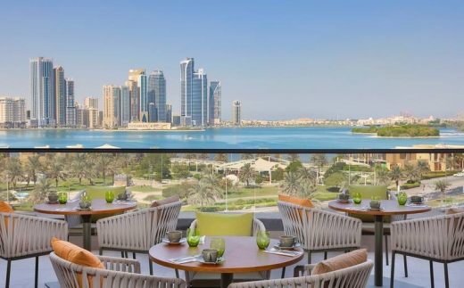 Doubletree By Hilton Sharjah Waterfront Hotel & Residences