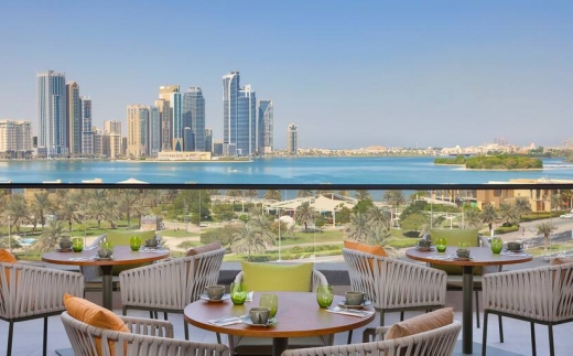 Doubletree By Hilton Sharjah Waterfront Hotel & Residences