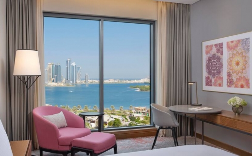 Doubletree By Hilton Sharjah Waterfront Hotel & Residences