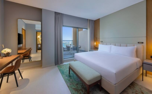 Doubletree By Hilton Sharjah Waterfront Hotel & Residences