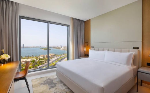 Doubletree By Hilton Sharjah Waterfront Hotel & Residences