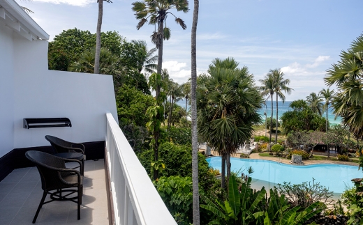 Thavorn Palm Beach Resort