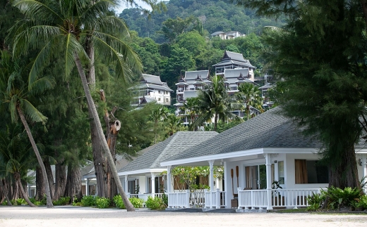 Thavorn Beach Village & Spa