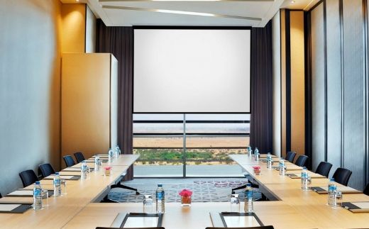 Alrayyan Hotel Doha, Curio Collection By Hilton