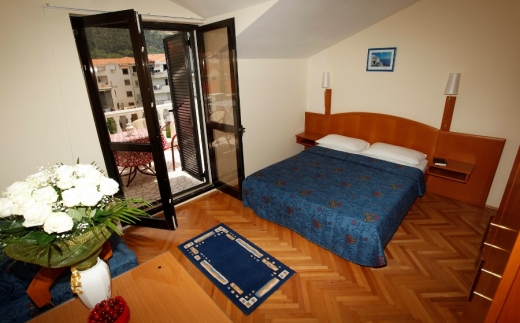Apartments Vila Perovic