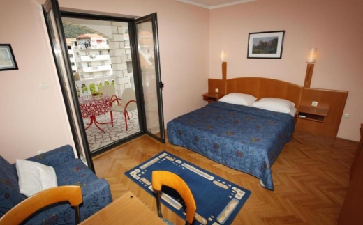 Apartments Vila Perovic