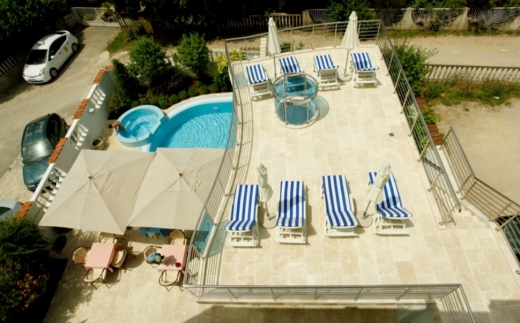 Apartments Vila Perovic