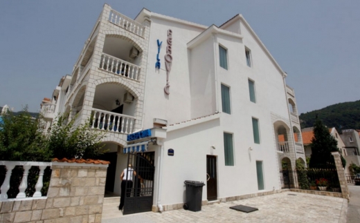 Apartments Vila Perovic