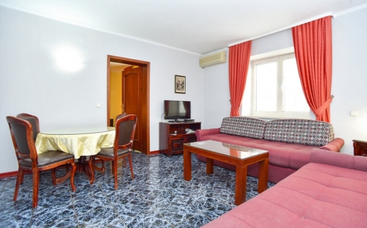 Hotel Tomy