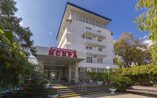Искра