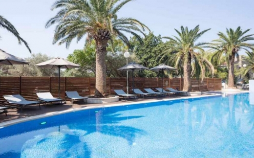 Ami Hotel