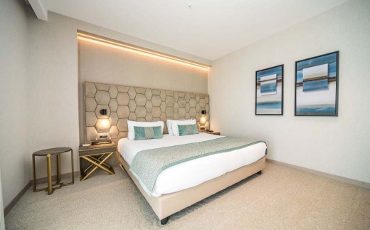 Ami Hotel