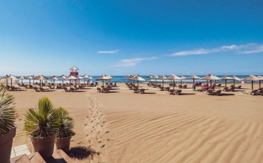Azul Beach Resort