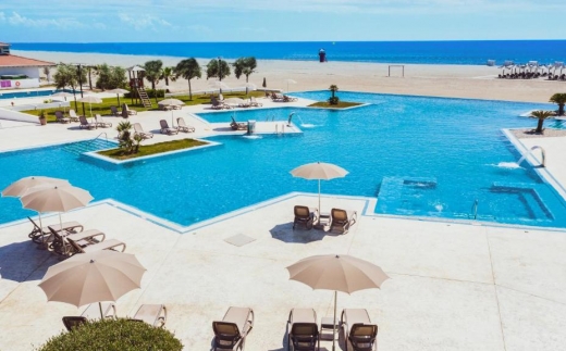 Azul Beach Resort