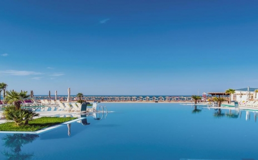 Azul Beach Resort