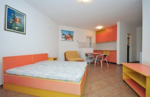 Apartments Medin Orange