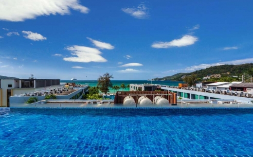 7q Patong Beach Hotel