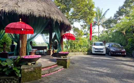 Adiwana Dara Ayu Villas