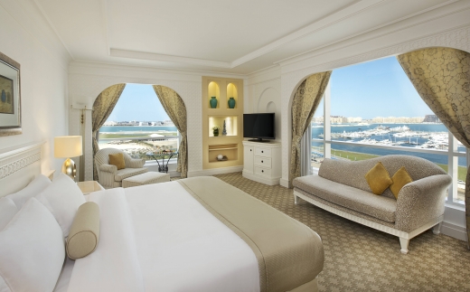 Al Habtoor Grand Resort, Autograph Collection