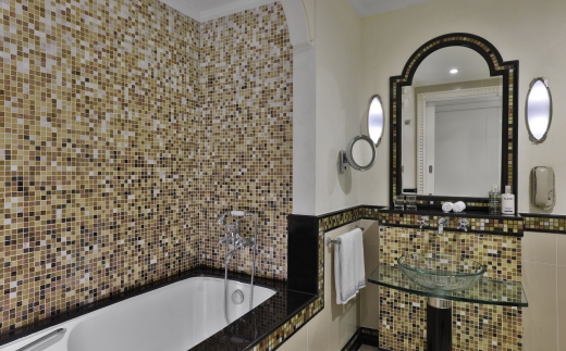 Al Habtoor Grand Resort, Autograph Collection