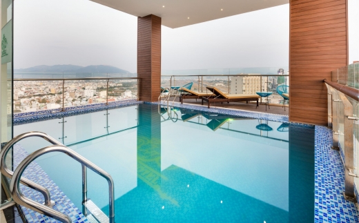 Crown Hotel Nha Trang